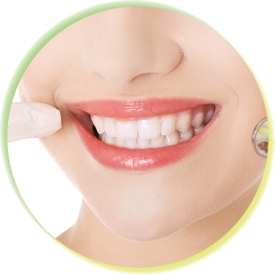歯ぐきの腫れや出血、口臭や歯のグラつきは歯周病かもしれません